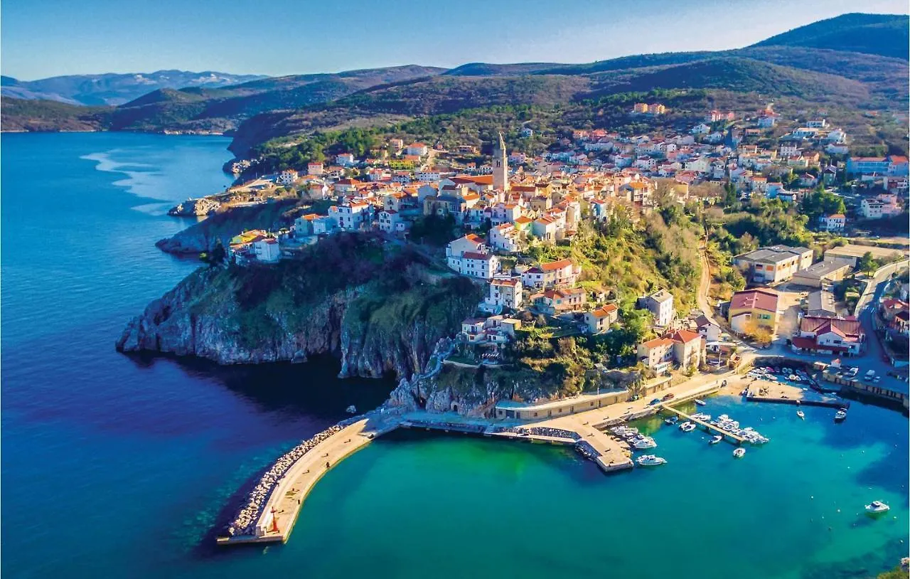 Cozy Apartment In Vrbnik
